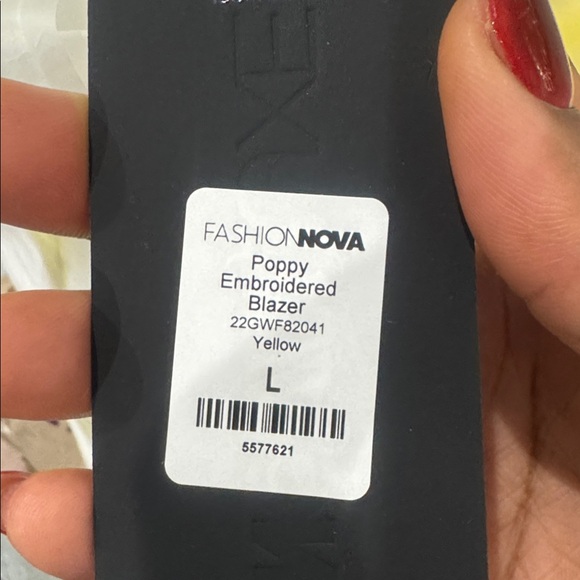 Fashion Nova Poppy Embroidered Yellow Blazer NWT - Picture 11 of 11